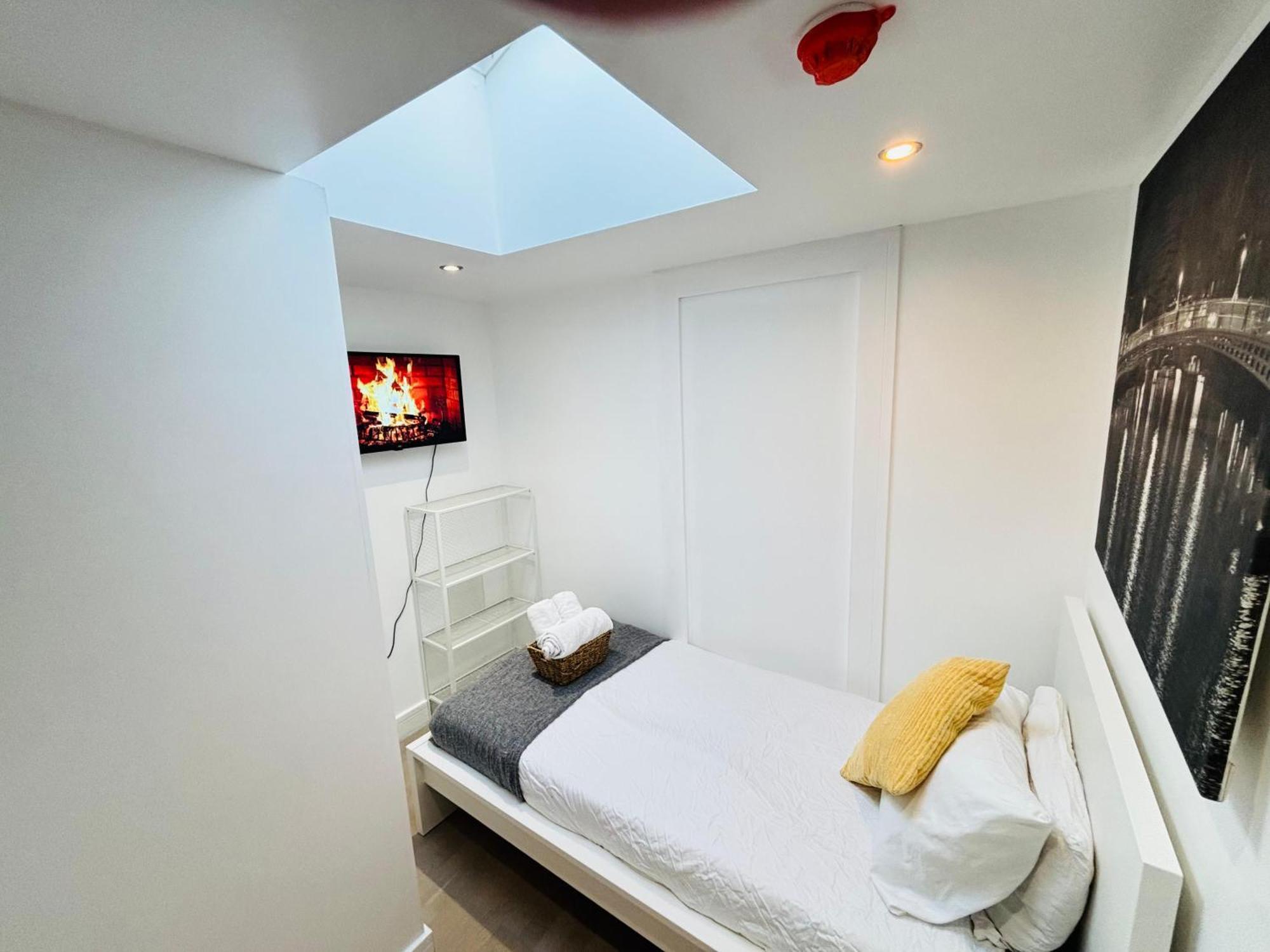 Guest house Stratford Nest